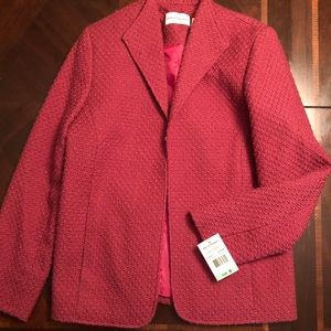 Pink women’s blazer!💗